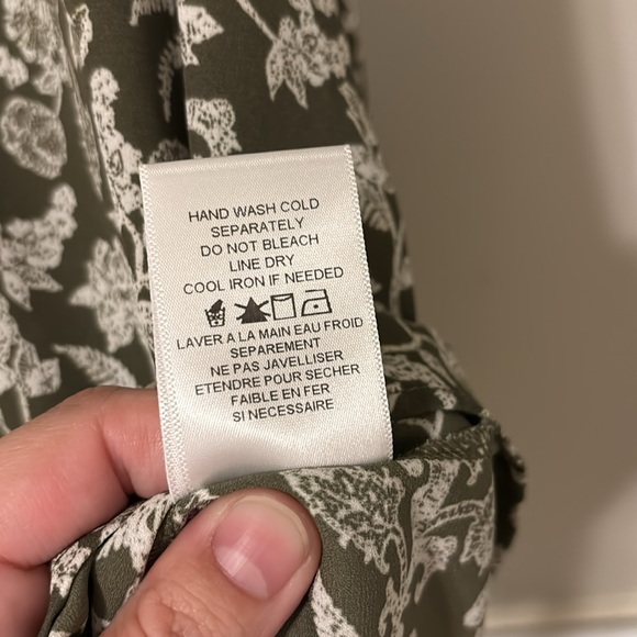 NWT Pleione Women's size XL Olive Cream Cold Shoulder Bishop Sleeve Blouse - Picture 8 of 8